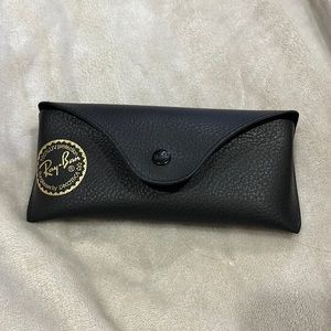 Brand new never been worn Rayban sunglasses.